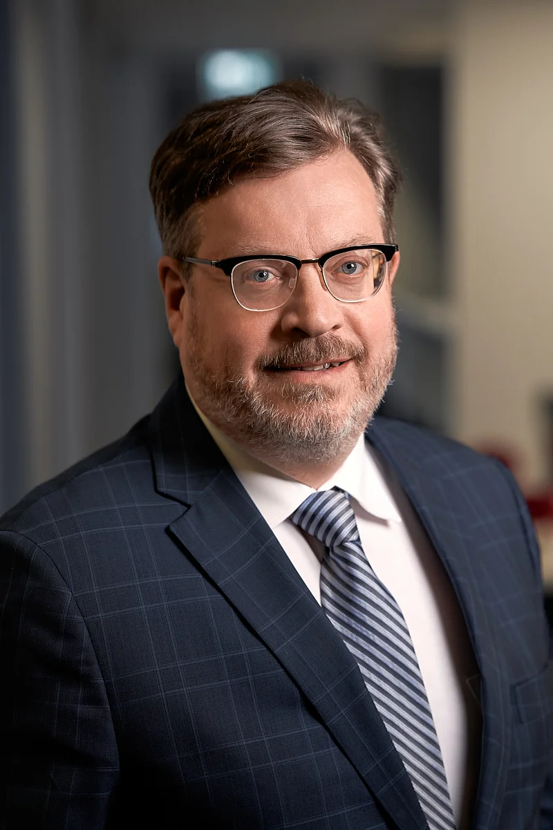 our team – doug@stridegraphics.com